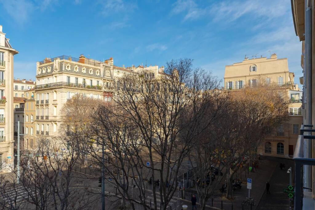 Superbe Appart, Central, Petit Balcon & Vue Place Marseilles Buitenkant foto
