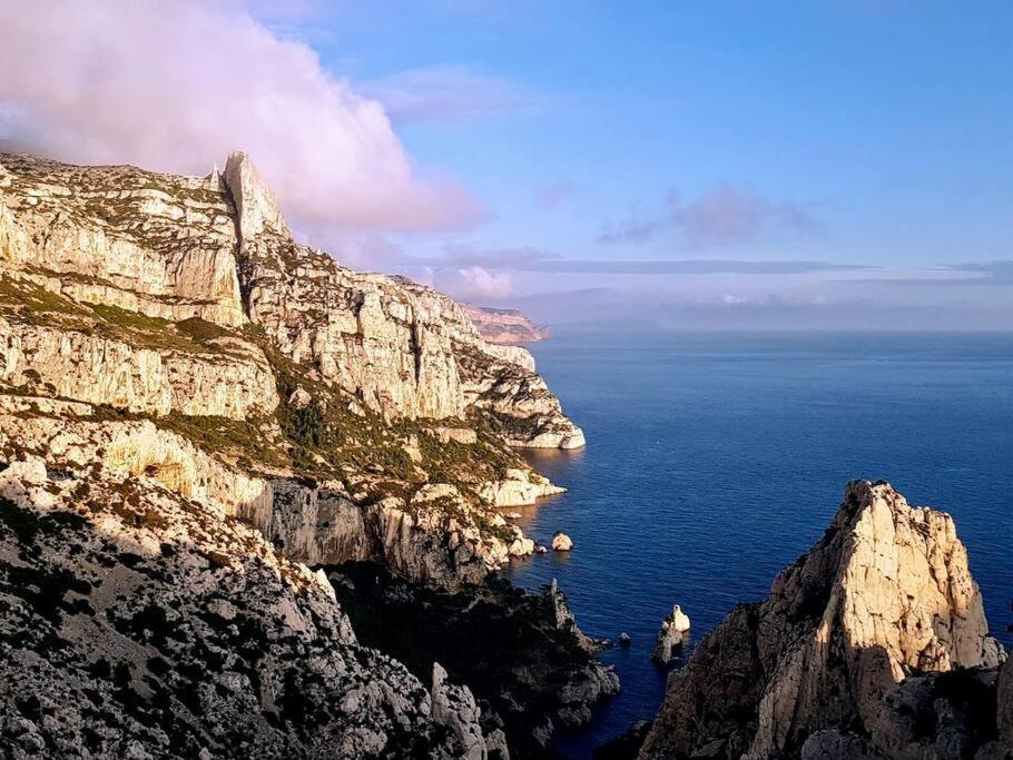 Superbe Appart, Central, Petit Balcon & Vue Place Marseilles Buitenkant foto